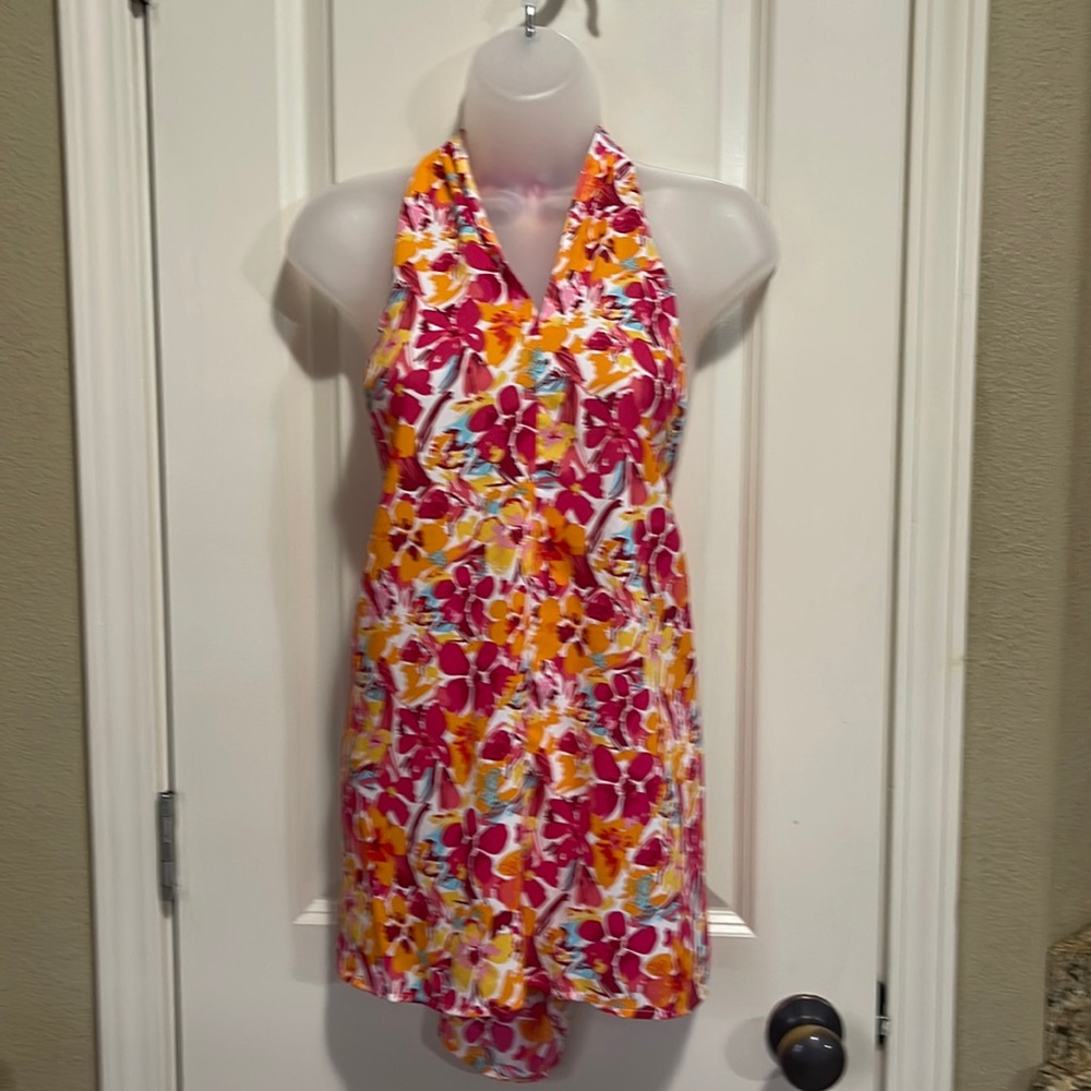 Bright colored backless halter top size 1X